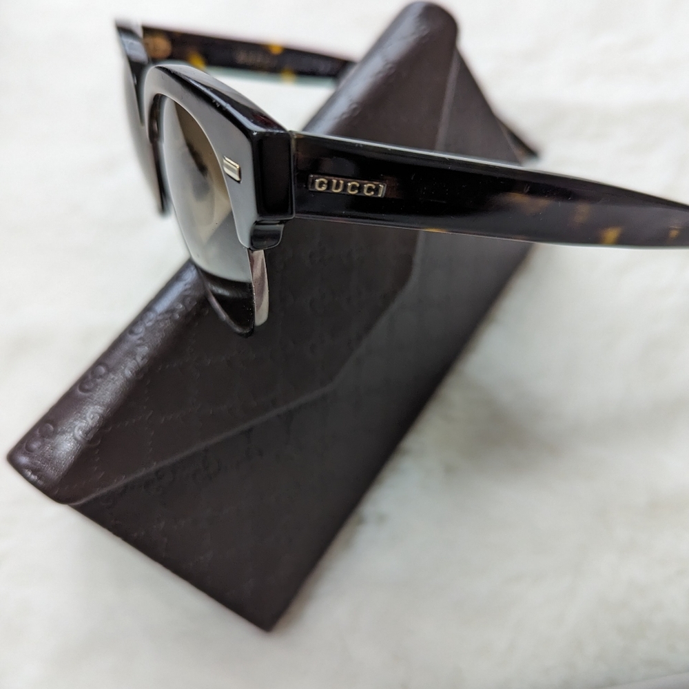 Authentic Gucci sunglasses